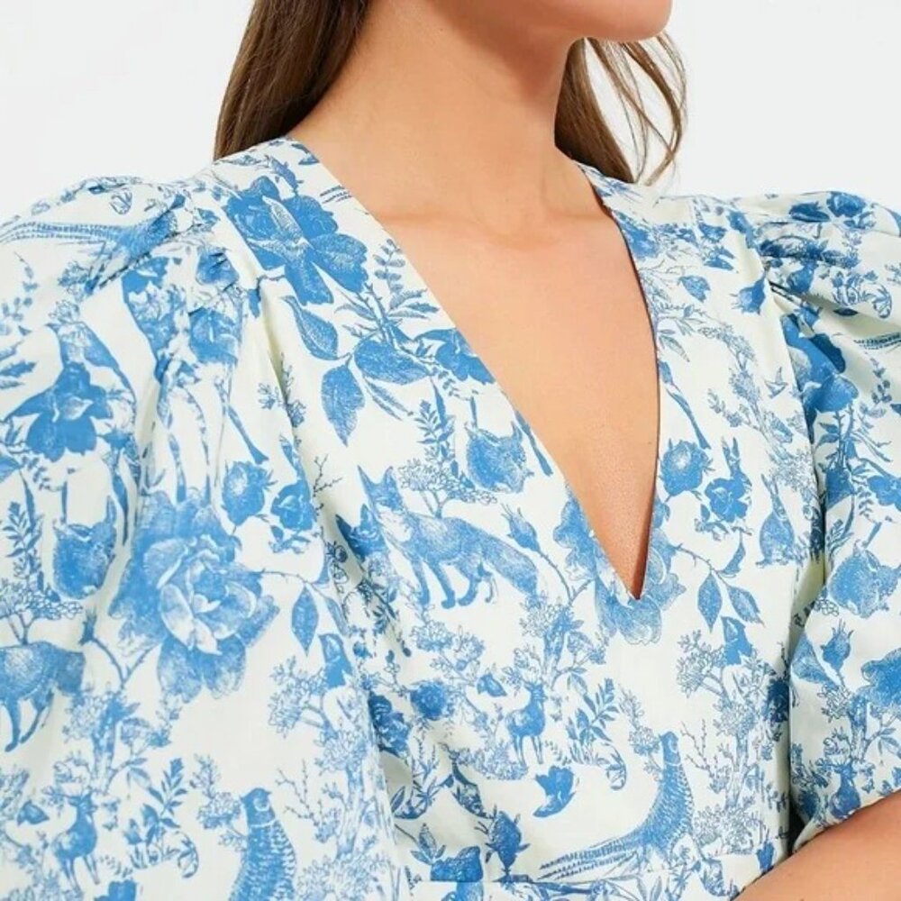 Tuckernuck Blue and White Floral Puff-Sleeve Midi Dress with V-Neck - Picture 3 of 16